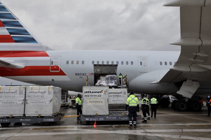 Chile recibió nuevas dosis de la vacuna Pfizer