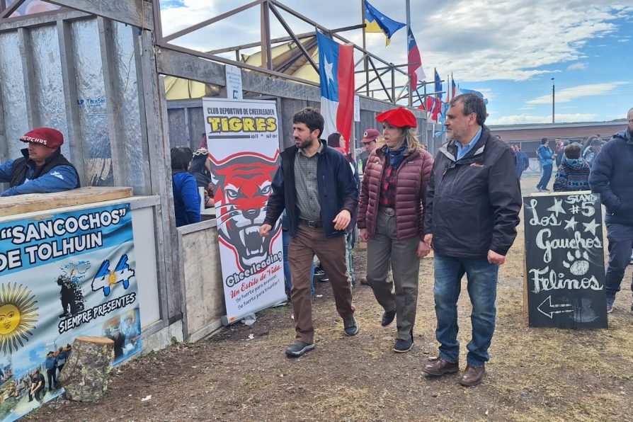 Con amplia convocatoria se realizó el Asado Más Grande de Tierra del Fuego