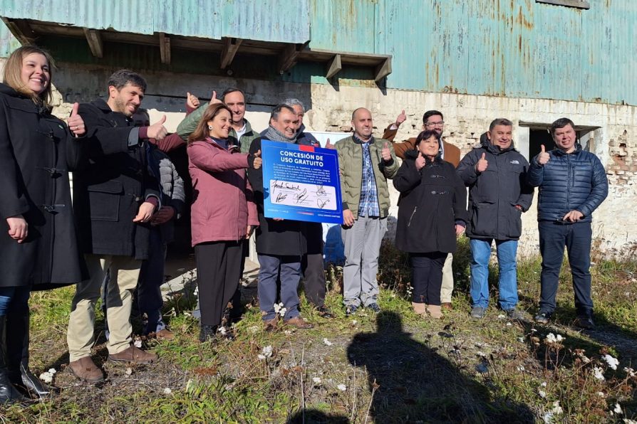 Concesión de terrenos de ex-caballerizas de Carabineros a Municipalidad de Porvenir