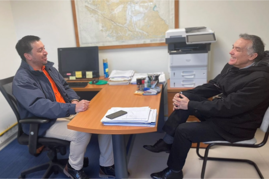 Delegado de Tierra del Fuego visita servicios públicos para conocer sus necesidades y requerimientos