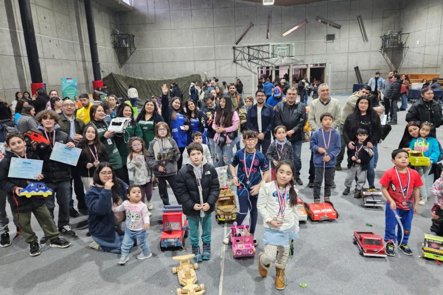 Niñas y niños fueron protagonistas de la “Fiesta de la Niñez” en Porvenir