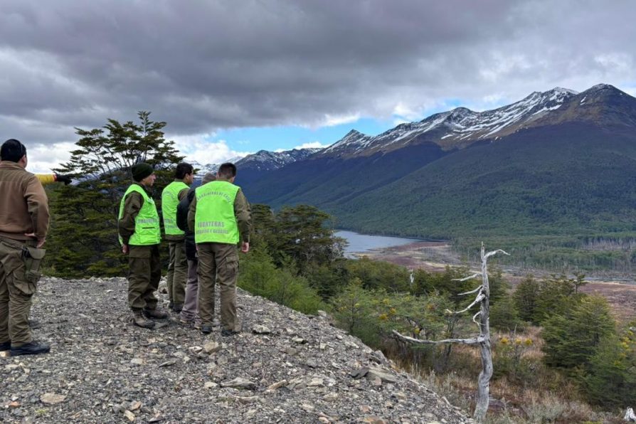 Encuentran con Vida a Excursionistas Extraviados en Parque Karukinka