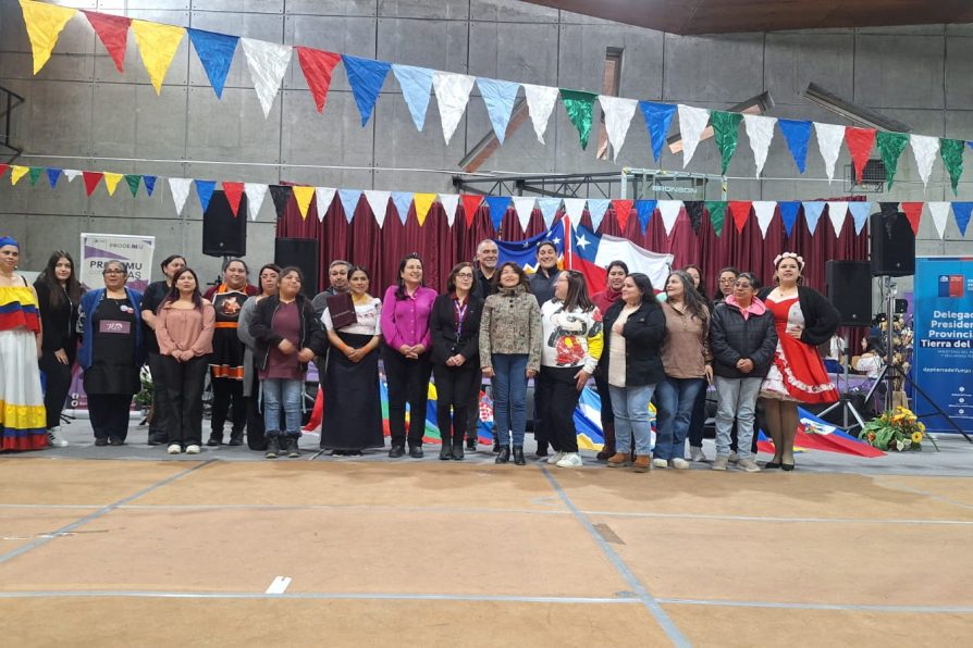 Nueva versión de la Feria Intercultural Bazar Prodemu se desarrolló en Tierra del Fuego