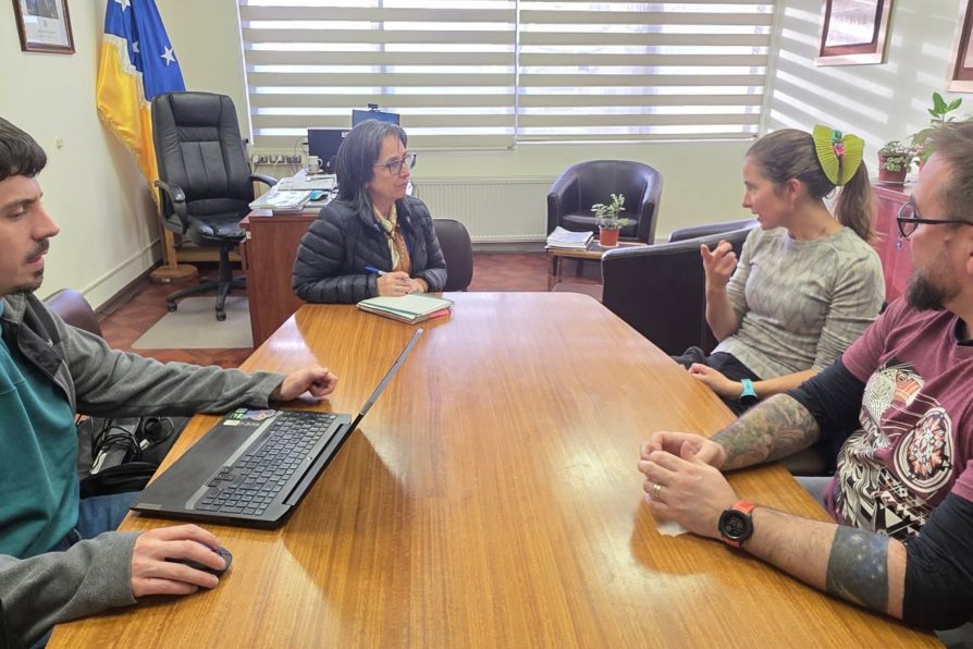 Reunión aborda prevención de incendios y protección del Parque Karukinka